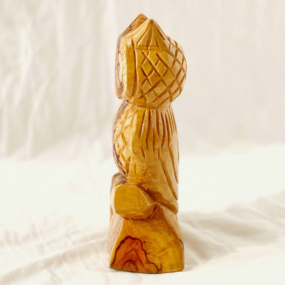 Owl Carved Wooden Figurine - Picture 5 of 7